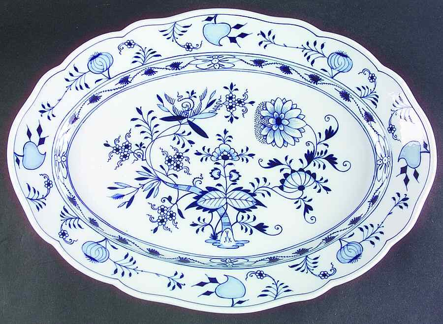Blue Onion ("Sword" Backstamp) 15" Oval Serving Platter by Meissen (Germany)-1