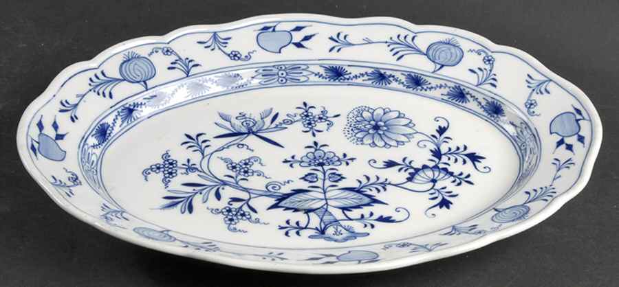 Blue Onion ("Sword" Backstamp) 14" Oval Serving Platter by Meissen (Germany)-1