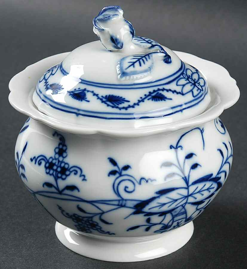 Blue Onion ("Sword" Backstamp) Sugar Bowl & Lid by Meissen (Germany)-1