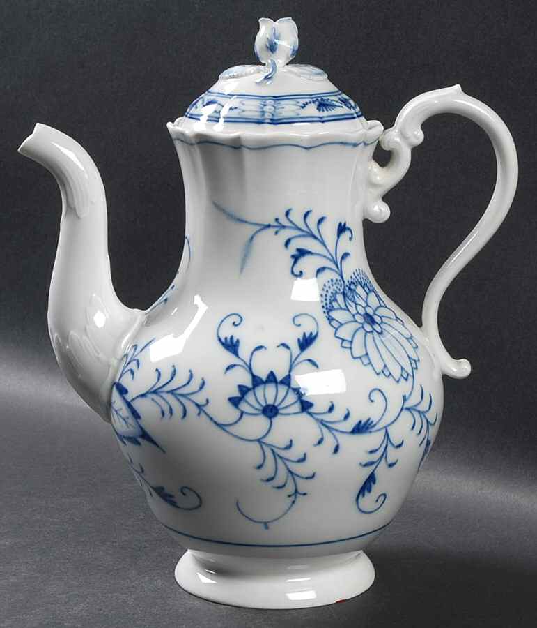 Blue Onion ("Sword" Backstamp) Coffee Pot & Lid by Meissen (Germany)-1