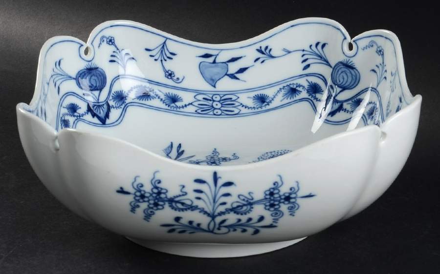 Blue Onion ("Sword" Backstamp) 9" Square Salad Serving Bowl by Meissen (Germany)-1