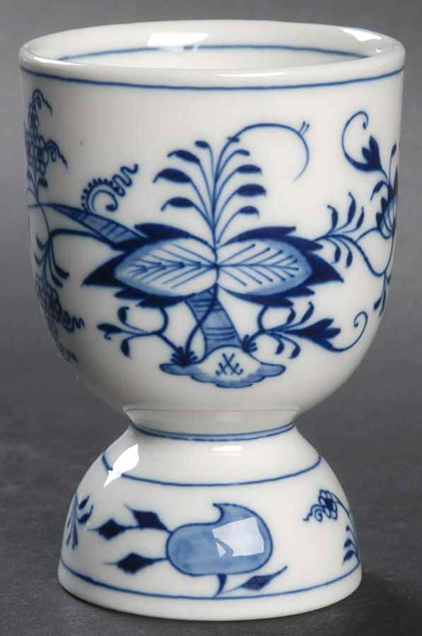 Blue Onion ("Sword" Backstamp) Double Egg Cup by Meissen (Germany)-1