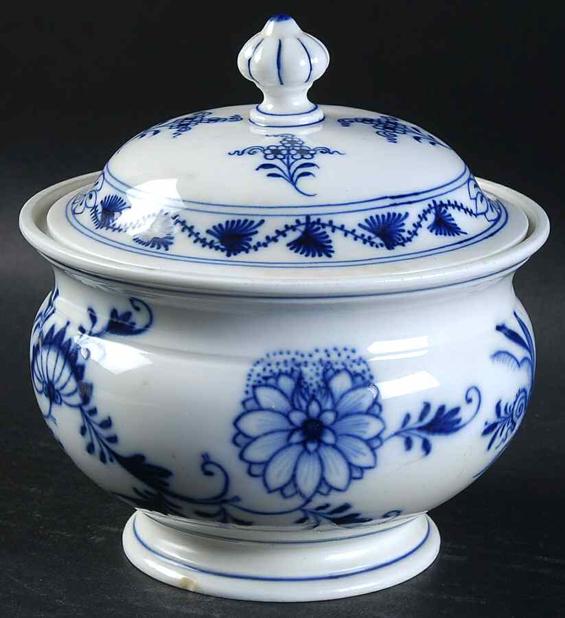Blue Onion ("Sword" Backstamp) Sugar Bowl & Lid by Meissen (Germany)-1