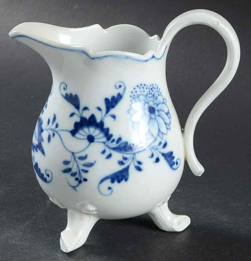 Blue Onion ("Sword" Backstamp) Footed Creamer by Meissen (Germany)-1