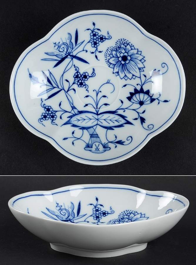 Blue Onion ("Sword" Backstamp) Saucer for Flat Cup by Meissen (Germany)-1
