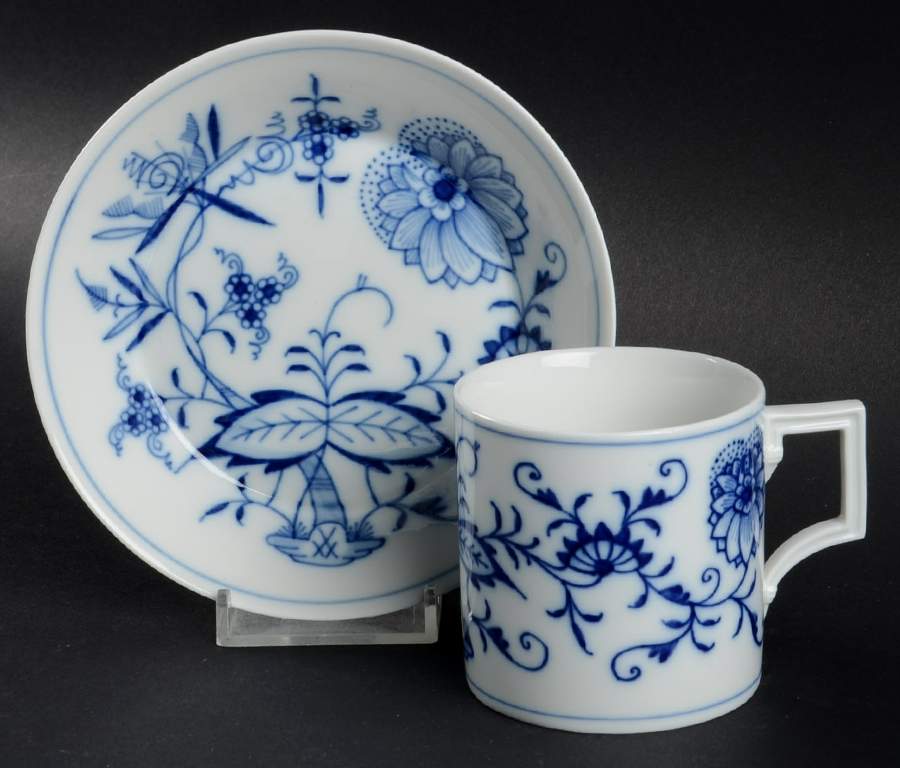 Blue Onion ("Sword" Backstamp) Flat Cup & Saucer Set by Meissen (Germany)-1