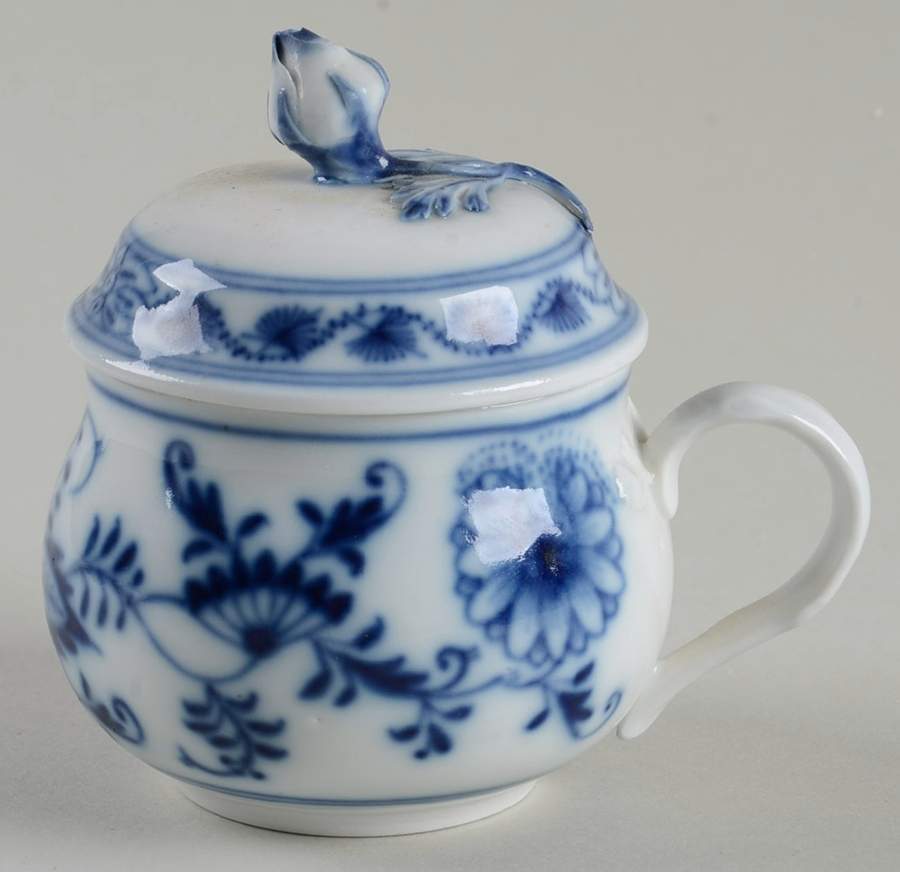 Blue Onion ("Sword" Backstamp) 2 Pc Pot de Creme w/Lid & Base by Meissen (Germany)-1