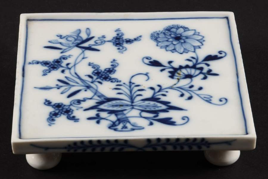 Blue Onion ("Sword" Backstamp) Square Tea Tile by Meissen (Germany)-1