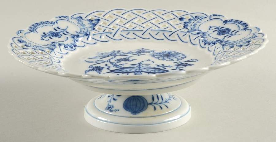 Blue Onion ("Sword" Backstamp) Round Compote (Height X Width) by Meissen (Germany)-1