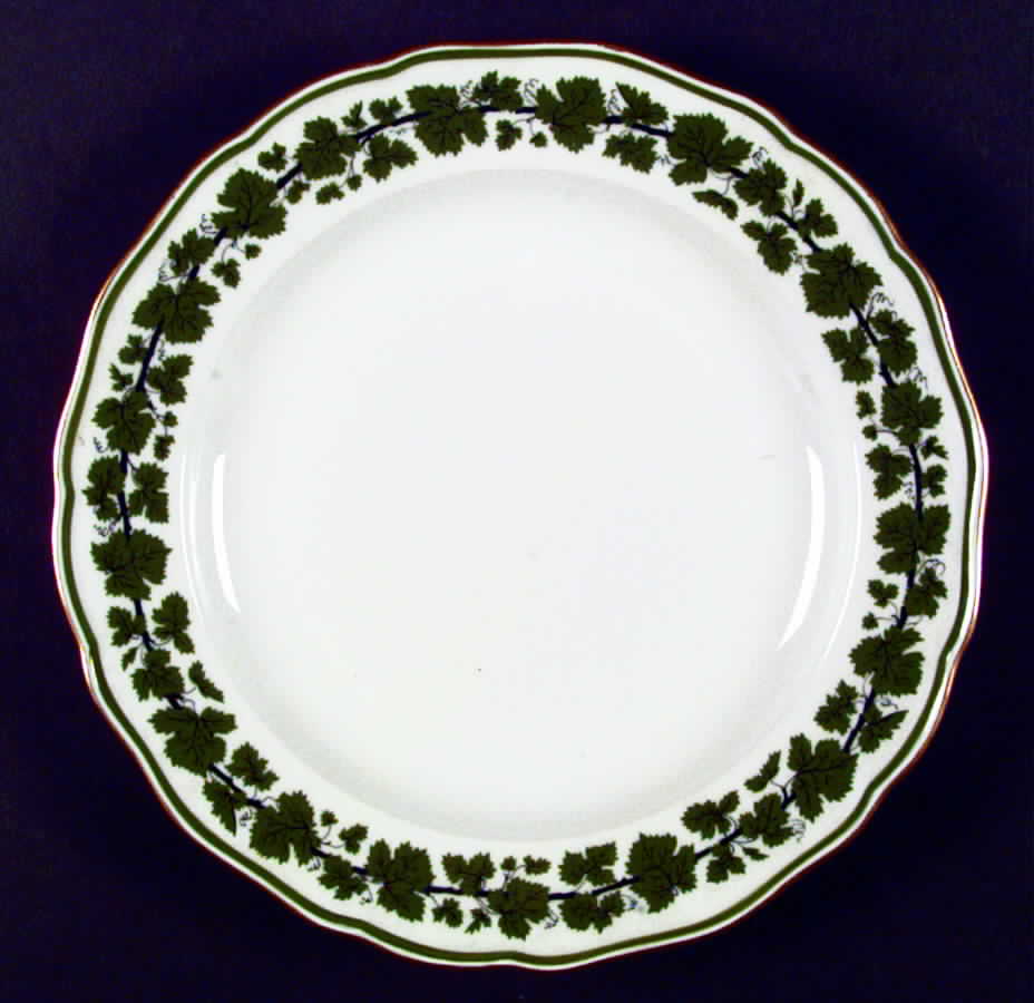 Full Green Vine (Scalloped, Gold Trim) Dinner Plate by Meissen (Germany)-1