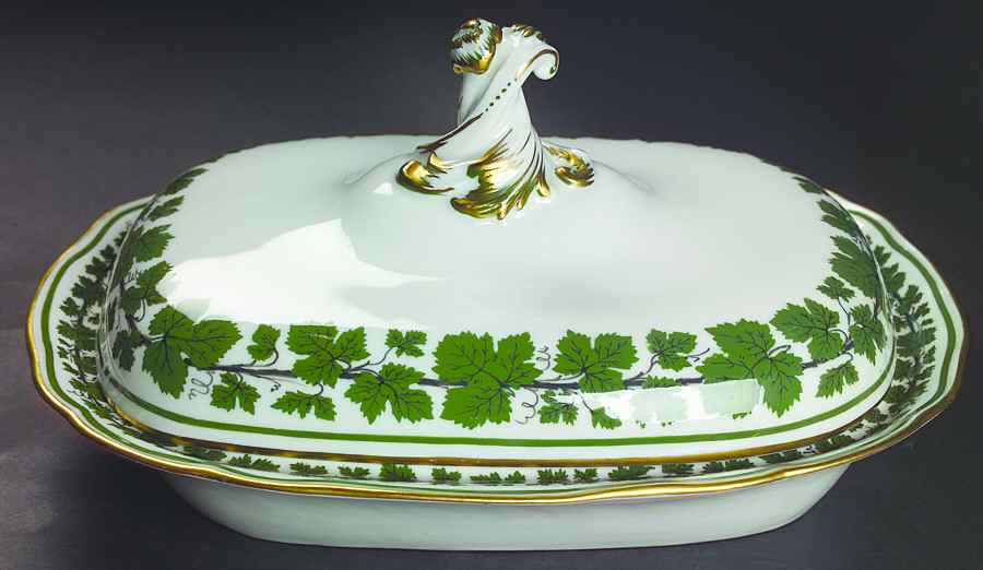 Full Green Vine (Scalloped, Gold Trim) Rectangular Covered Vegetable by Meissen (Germany)-1
