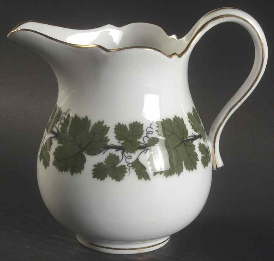 Full Green Vine (Scalloped, Gold Trim) Creamer by Meissen (Germany)-1