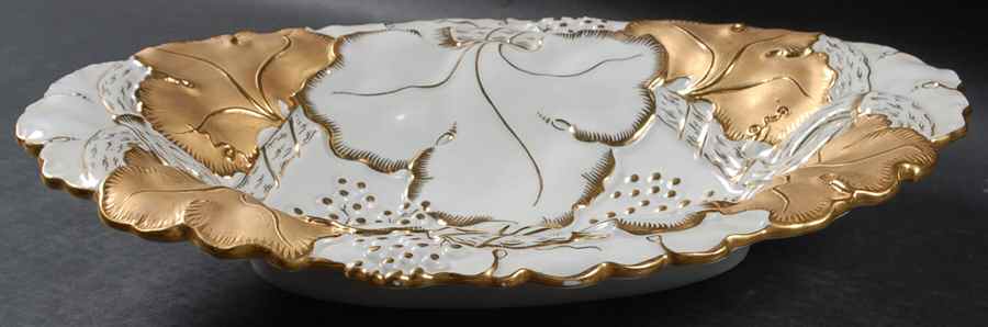 Gold Leaf (Germany) Centerpiece by Meissen (Germany)-1