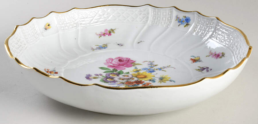 MSS13 11" Round Vegetable Bowl by Meissen (Germany)-1
