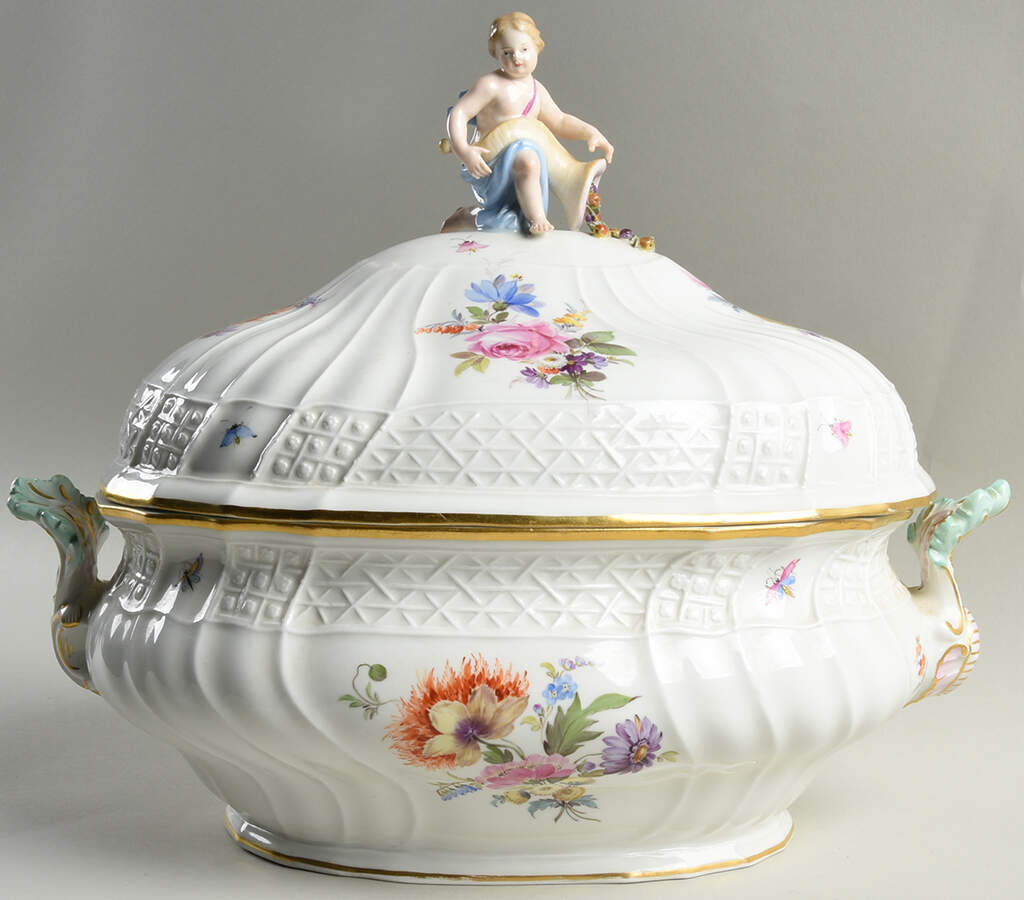 MSS13 Oval Tureen & Lid by Meissen (Germany)-1