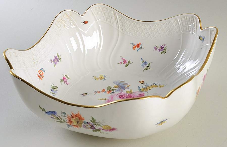 MSS13 10" Square Vegetable Bowl by Meissen (Germany)-1