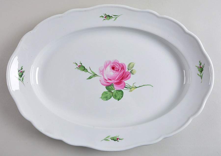 MSS2 16" Oval Serving Platter by Meissen (Germany)-1