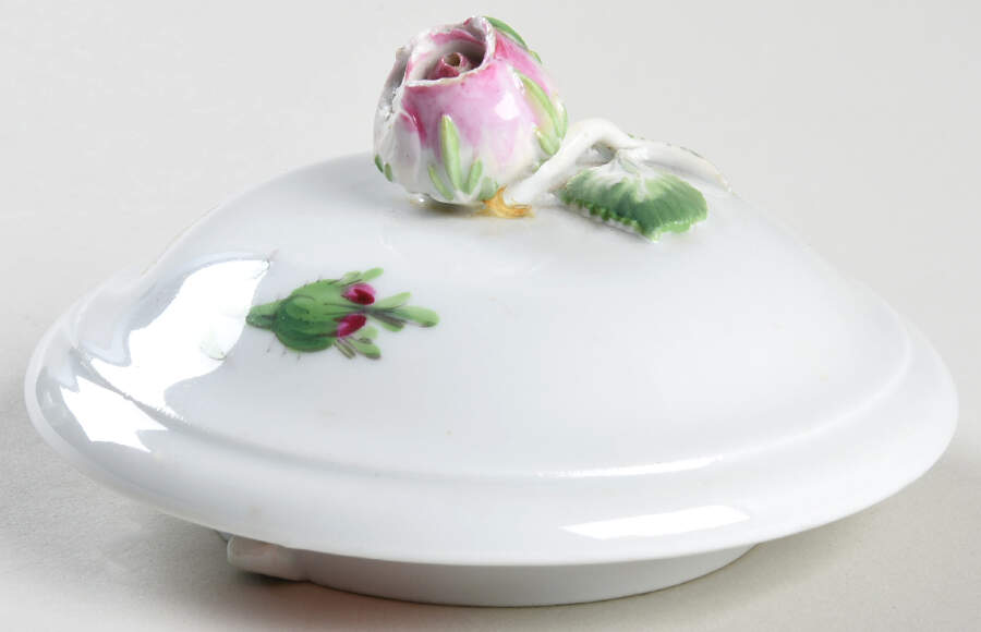 MSS2 Lid for Coffee Pot by Meissen (Germany)-1