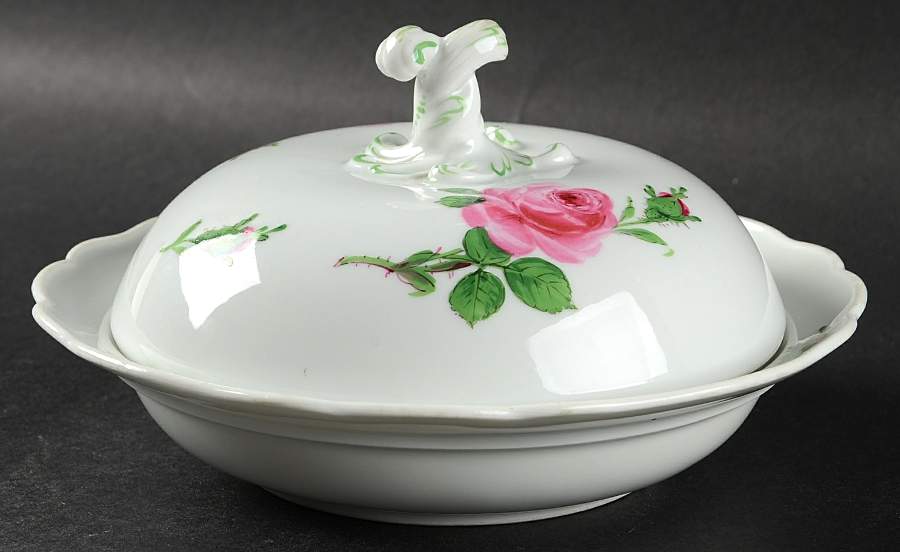MSS2 Round Covered Butter by Meissen (Germany)-1
