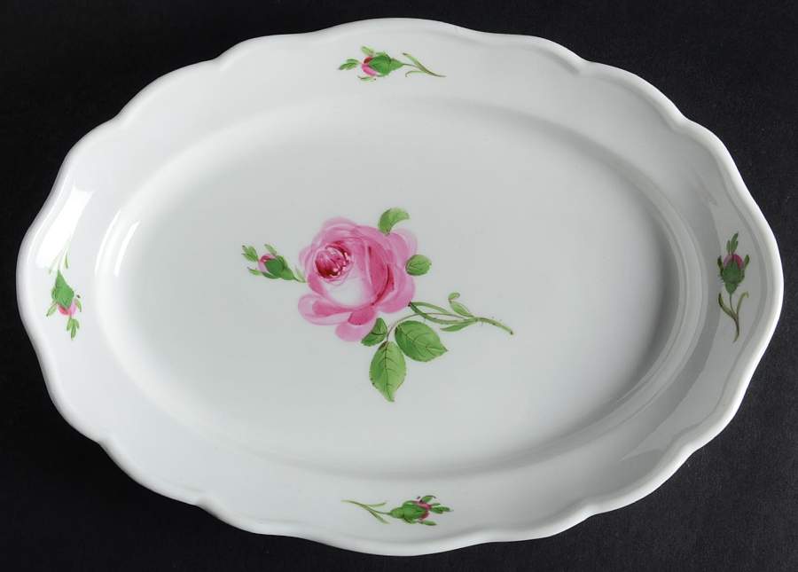 MSS2 10" Oval Serving Platter by Meissen (Germany)-1