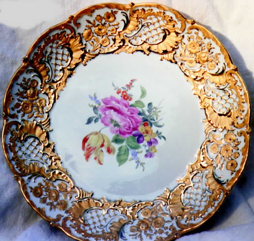 MSS9  Dinner Plate by Meissen (Germany)-1