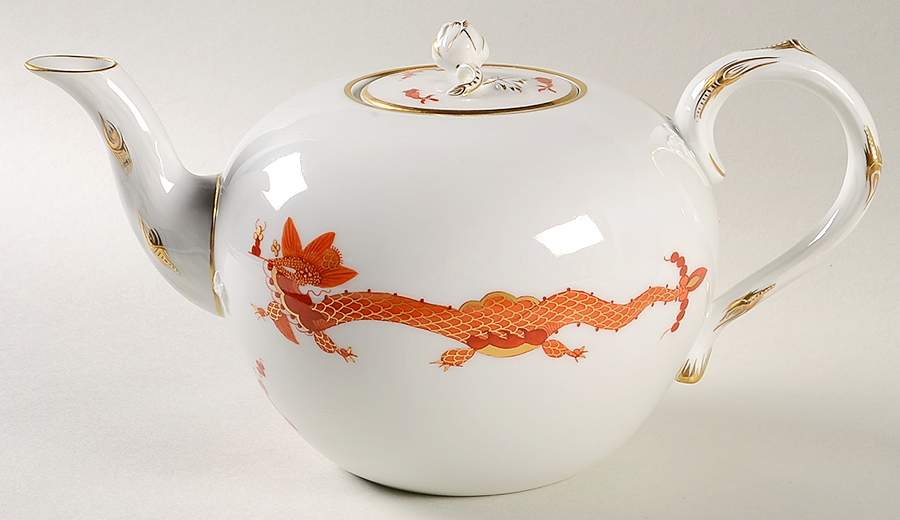 Dragon Red Teapot & Lid by Meissen (Germany)-1