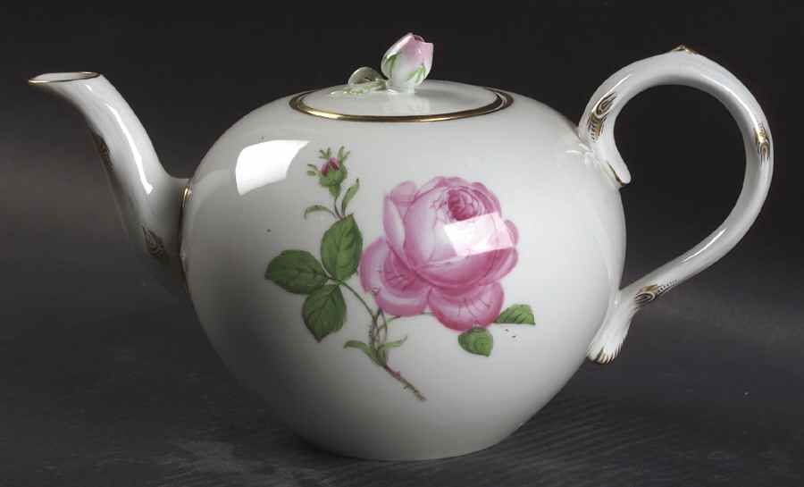 Rose Pink ("X" Backstamp) Teapot & Lid by Meissen (Germany)-1
