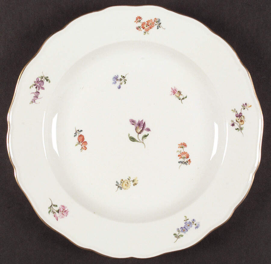 Scattered Flowers ("X" Backstamp) Dinner Plate by Meissen (Germany)-1