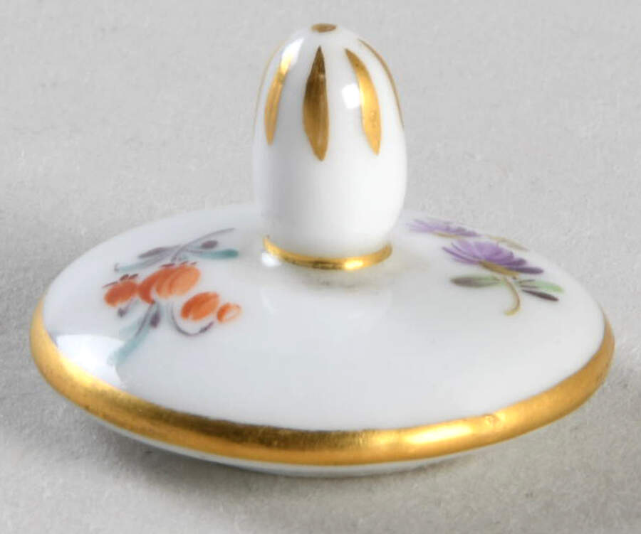 Scattered Flowers ("X" Backstamp) Lid for Child's Coffee Pot by Meissen (Germany)-1