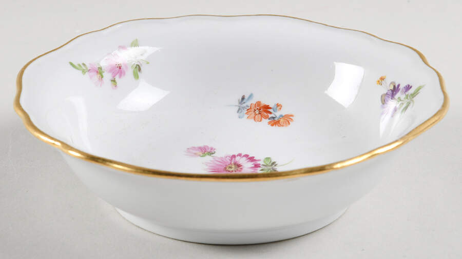 Scattered Flowers ("X" Backstamp) Fruit/Dessert (Sauce) Bowl by Meissen (Germany)-1