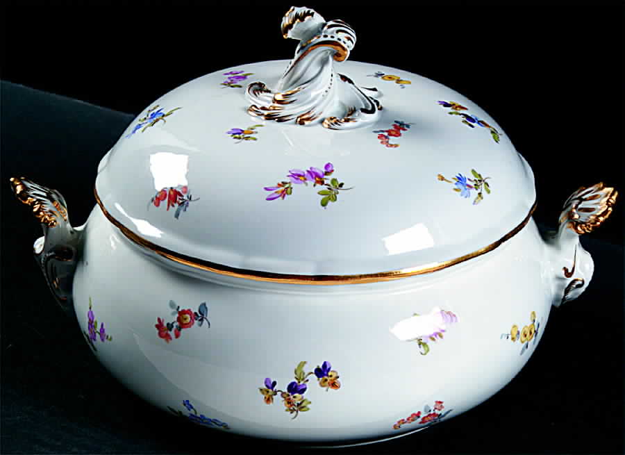 Scattered Flowers ("X" Backstamp) Round Covered Vegetable by Meissen (Germany)-1