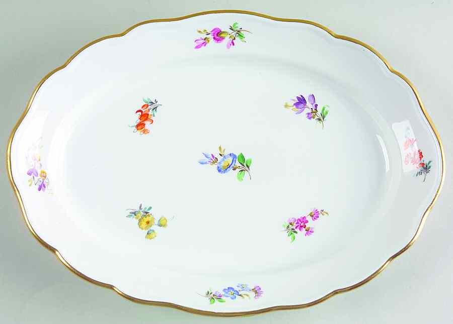 Scattered Flowers ("X" Backstamp) 9" Oval Serving Platter by Meissen (Germany)-1
