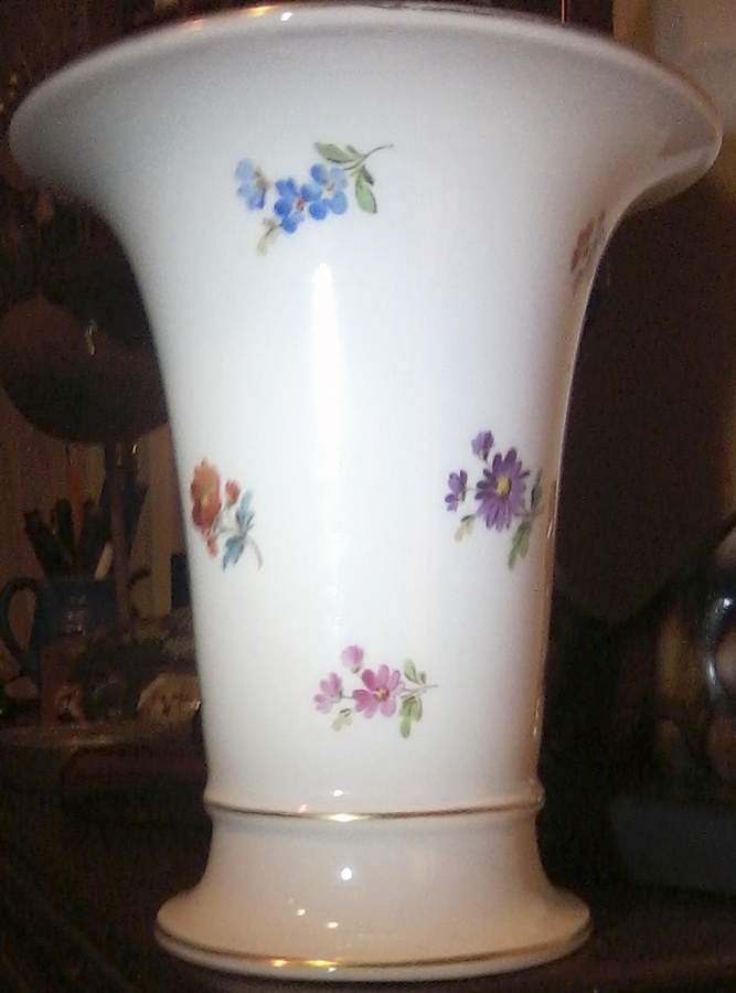 Scattered Flowers ("X" Backstamp) 6" Flared Vase by Meissen (Germany)-1