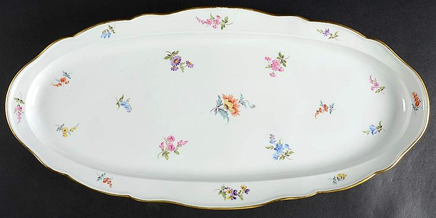 Scattered Flowers ("X" Backstamp) 21" Fish Platter by Meissen (Germany)-1