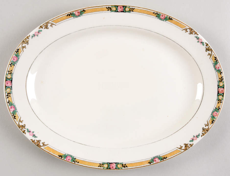 MTC2 11" Oval Serving Platter by Mount Clemens-1