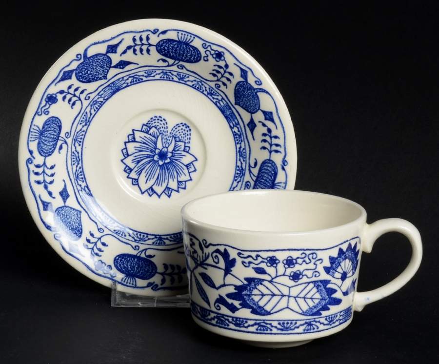 MTC28 Flat Cup & Saucer Set by Mount Clemens-1