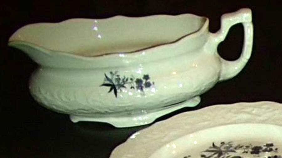 MTC7 Gravy Boat by Mount Clemens-1