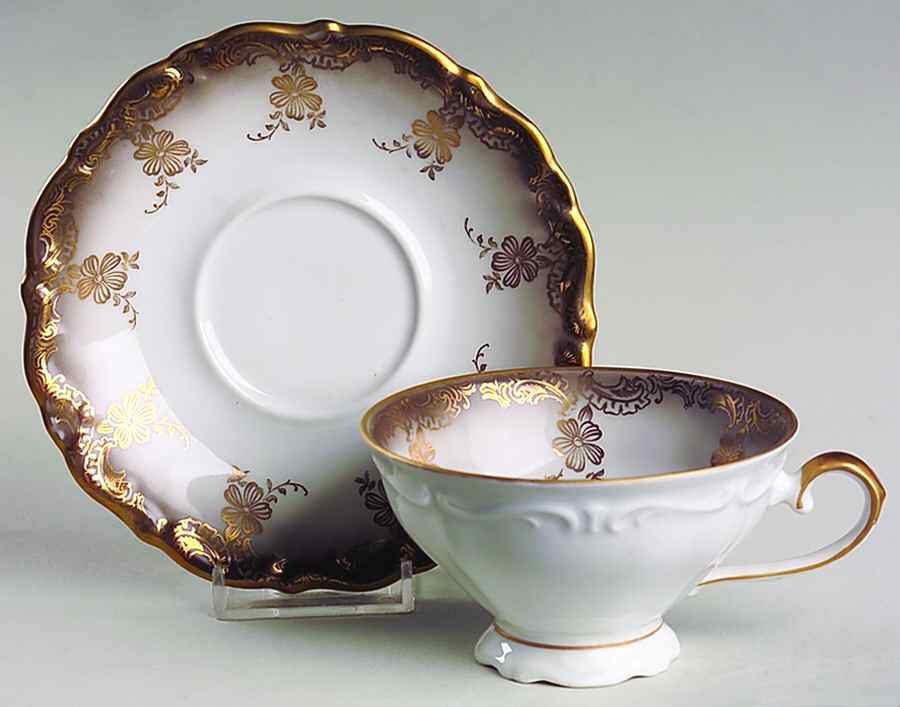Magnificat Footed Cup & Saucer Set by Margarete-1