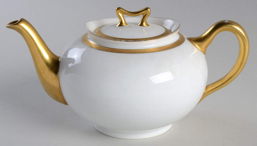 Baronial, The Teapot & Lid by Paul Muller-1
