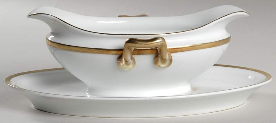 Baronial, The Gravy Boat with Attached Underplate by Paul Muller-1