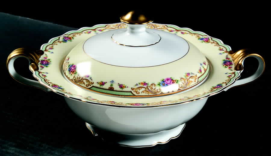 Belhaven Round Covered Vegetable by Paul Muller-1