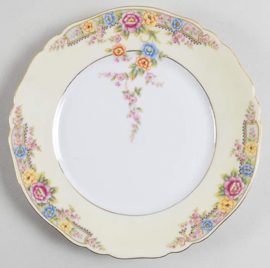 The Camden Luncheon Plate by Paul Muller-1
