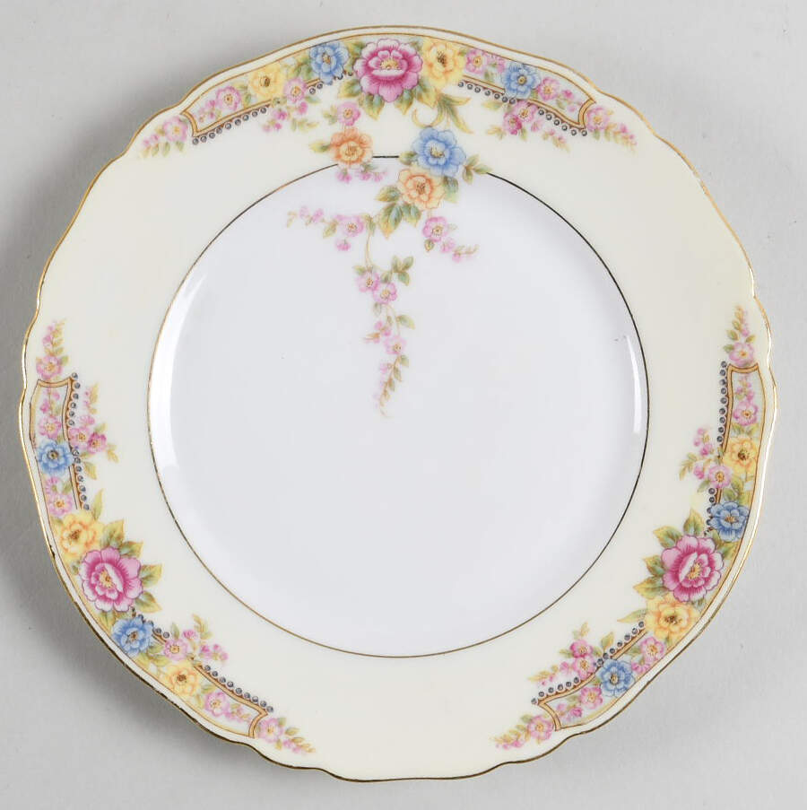 The Camden Dessert/Pie Plate by Paul Muller-1