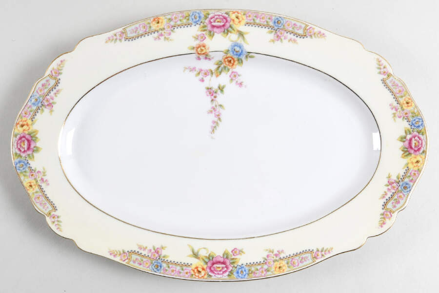 The Camden 13" Oval Serving Platter by Paul Muller-1