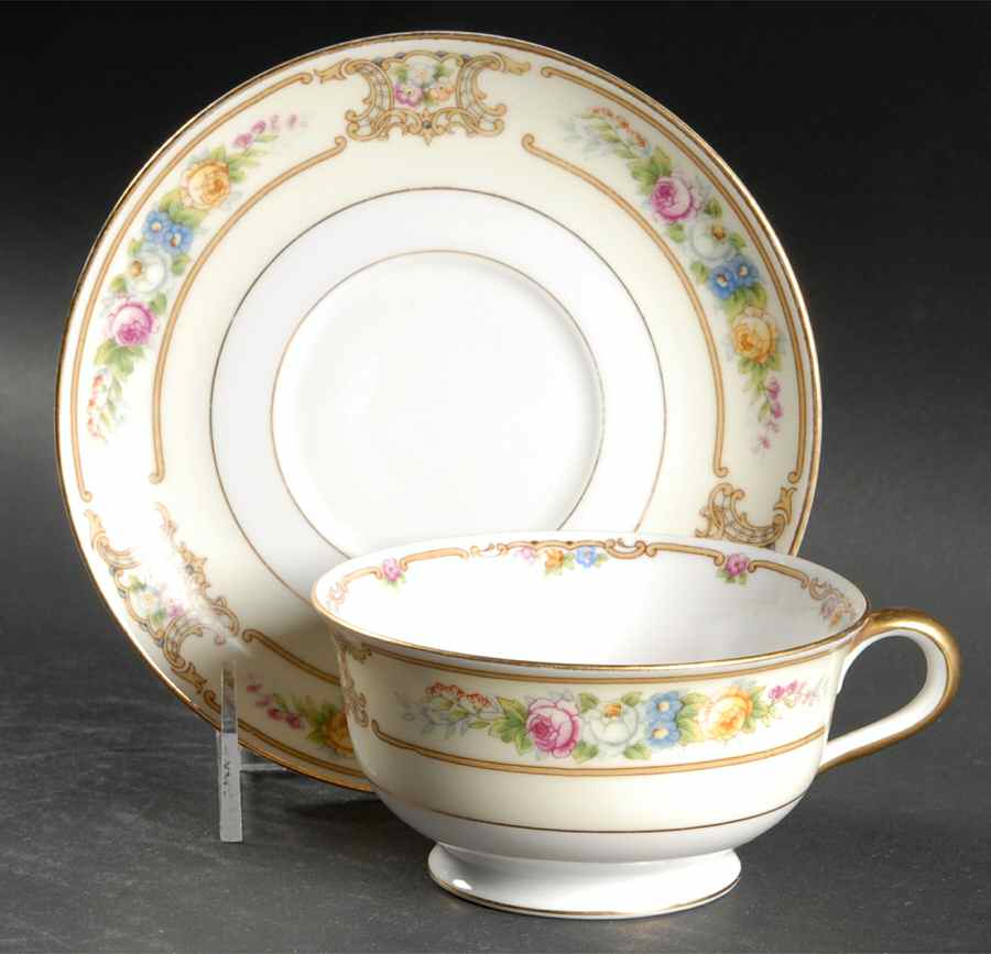 The Chester Footed Cup & Saucer Set by Paul Muller-1