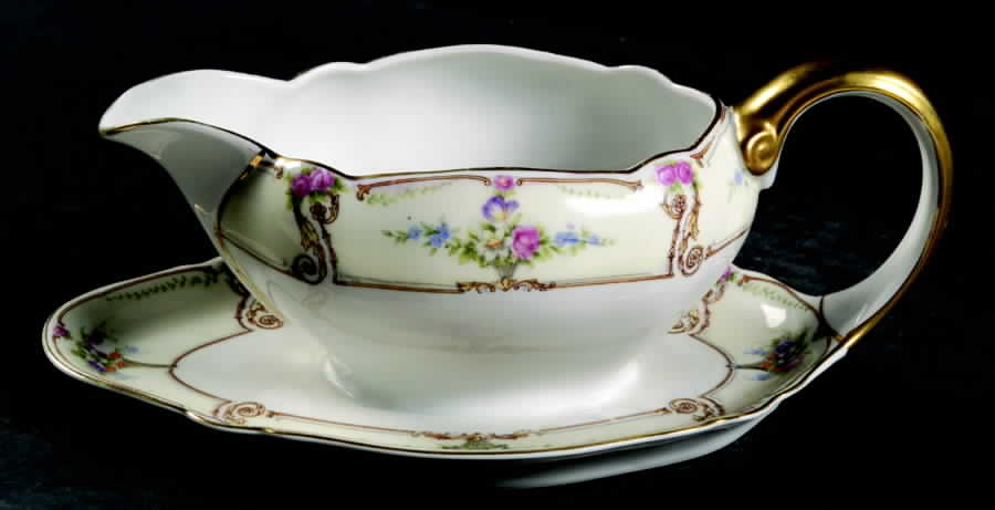 The Empress Gravy Boat with Attached Underplate by Paul Muller-1