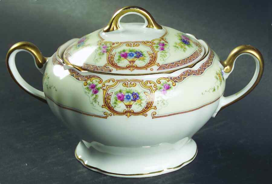 The Linwood Sugar Bowl & Lid by Paul Muller-1