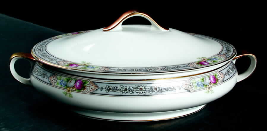 Melba Oval Covered Vegetable by Paul Muller-1