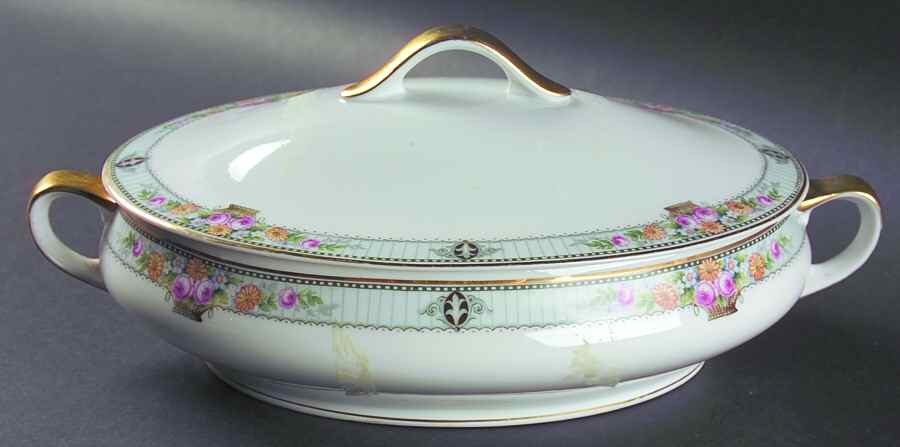 Montrose Oval Covered Vegetable by Paul Muller-1