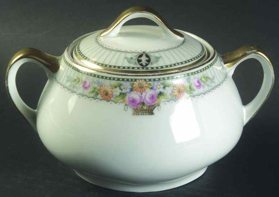 Montrose Sugar Bowl & Lid by Paul Muller-1
